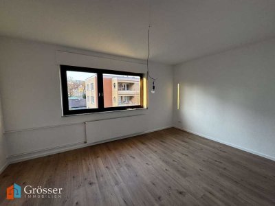 schöne 2 Zimmer Wohnung, frisch saniert