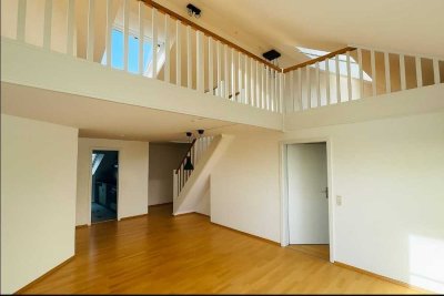 Traumhafte 2,5-Zimmer-Maisonette-Wohnung mit Berg- & Seesicht in Friedrichshafen-Fischbach