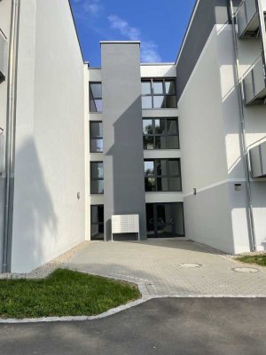 Erbendorf . 2 Zimmer-Wohnung im 1. OG mit Balkon