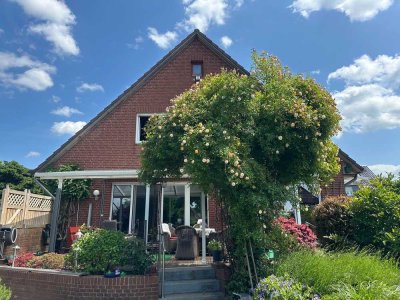 Schönes Einfamilienhaus mit Einliegerwhg.  auf herrlichem Grundstück