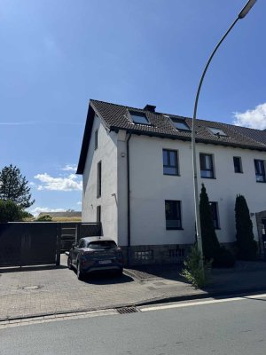 Exklusive 2,5-Zimmer-Wohnung mit luxuriöser Innenausstattung mit Balkon und Einbauküche in Werne