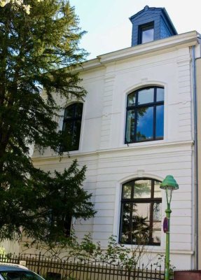 Fast komplette Gründerzeit-Villa in der Bonner Südstadt