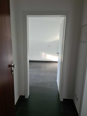 Exklusive 2-Raum-Wohnung mit Einbauküche in Ludwigshafen am Rhein
