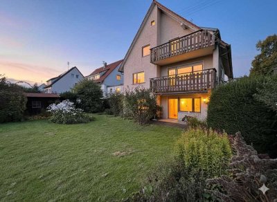 Dagersheim mit sonnigem Südhanggrundstück - Platz für Familie, Generationen oder Kapitalanleger