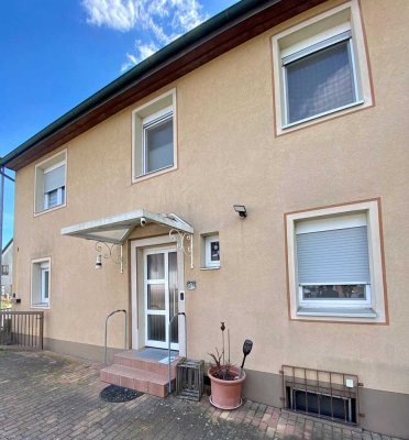 Familienidyll: 1-2 Familienhaus am Ortsrand mit Garten, Terrasse & Ausbaureserve