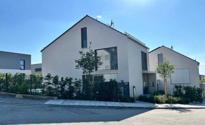 Moderne effiziente Architekten-EFH-Villa mit hochwertiger Ausstattung + vielen Highlights in Toplage