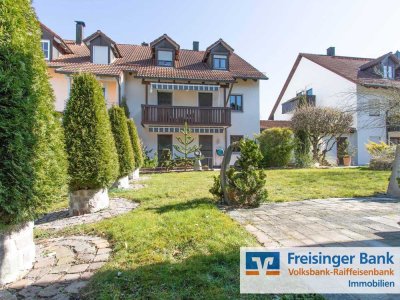 Erdgeschosswohnung mit traumhaftem Garten in Eching