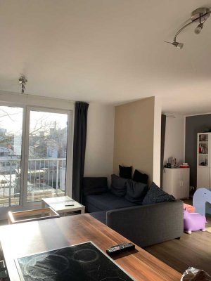 Geschmackvolle, neuwertige 3-Zimmer-Wohnung mit geh. Innenausstattung mit Balkon und EBK in Aachen