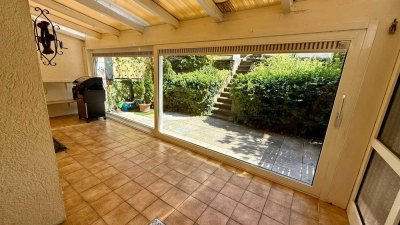 Reihenmittelhaus mit 5 Zimmern, Wintergarten, Garten, Garage, Stellplatz ab 1.6