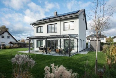 Bezugsfertige Stadtvilla mit Wintergarten – provisionsfrei in Birkenwerder