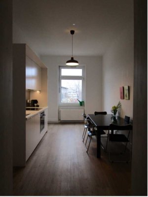 Wunderschöne 2,5 Zimmer-Altbauwohnung in zentraler Lage von Sachenhausen