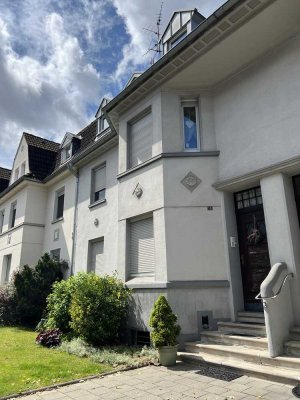 Attraktive 2-Raum-Wohnung mit EBK und Terrassenmitbenutzung in Mönchengladbach