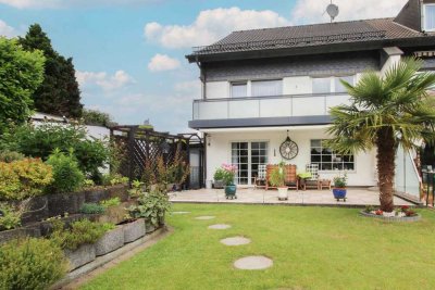 Charmantes Einfamilienhaus mit Stellplatz Garage in Burscheid