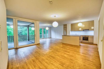 Exklusive 2,5-Zimmer Wohnung (70 m²) mit Loggia �EG & Blick ins Grüne�