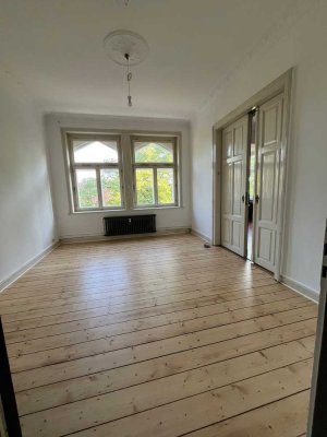 Ansprechende 6-Zimmer-Wohnung mit Balkon in Hildesheim