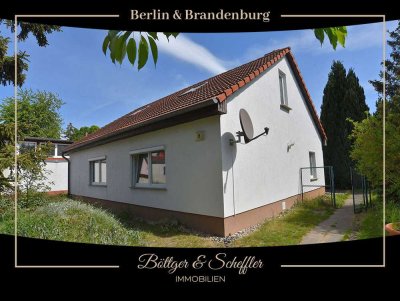 Gemütliches Einfamilienhaus im Bungalowstil mit Ausbaureserve im Dachgeschoss