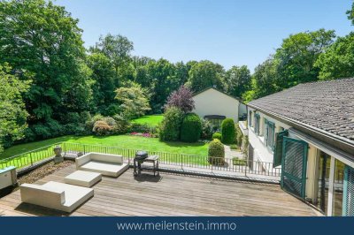 „High Up“ am Rolander Weg!
Terrassenwohnung mit großem Grundstücksanteil in Parklage