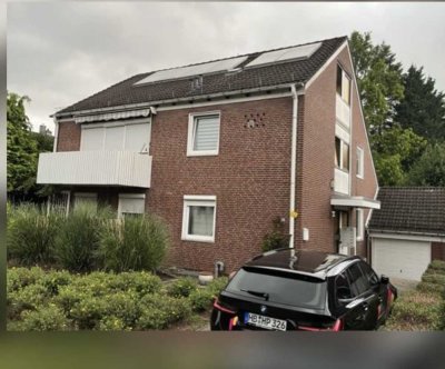 Moderne 2-Zimmer-Wohnung mit Balkon und Einbauküche in Bremen-Neuenland