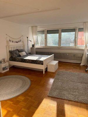 3-Zimmer-Wohnung im Herzen von Passau inkl. Einbauküche, Außenstellplatz und Aufzug
