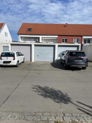 Stilvolle 3-Zimmer-Wohnung mit gehobener Innenausstattung mit Balkon in Nördlingen
