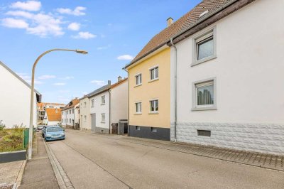 // Dielheim - Einfamilienhaus mit Wintergarten und schönem Innenhofbereich //
