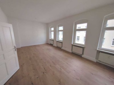 Renovierte 2-Zimmer Altbauwohnung