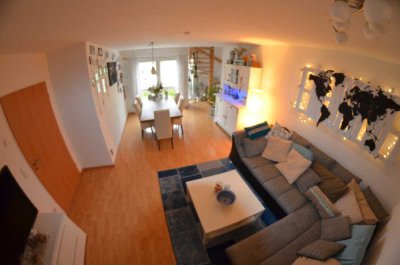 Gepflegte 4-Zimmer Maisonette-Wohnung mit Schlossblick in Fischbachtal zu vermieten