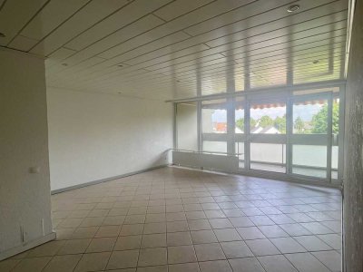 Großzügige 3-4-Zimmer-Wohnung mit zwei Balkonen