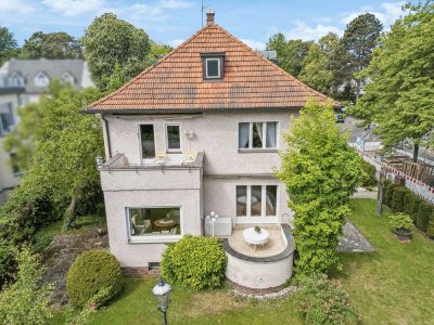 Rarität! Wunderschöne Stadtvilla mit 8 Zimmern im Grunewald nahe des Kurfürstendamms
