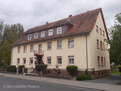 3,5-Zimmer-Wohnung im Herzen von Büdingen mit Balkon und PKW Stellplatz