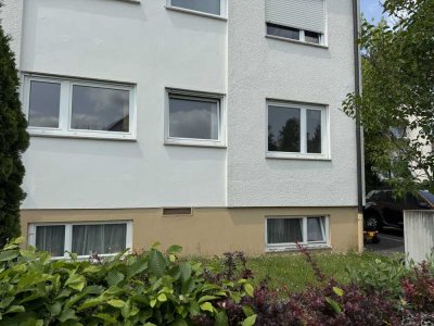 Vollständig renovierte 3-Zimmer-Wohnung mit Balkon und Einbauküche in Böblingen Top-Lage!