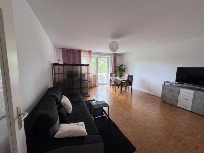 2-Zimmer-Wohnung mit großem Balkon in ruhiger Lage von Trudering