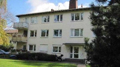 Mitten drin statt nur dabei: Sanierte  3-Zimmer-Wohnung