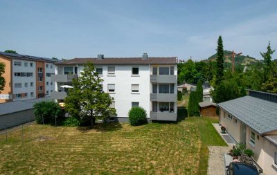 4-Zimmer Wohnung in Pfullingen: Erstbezug nach Renovierung, direkt im Grünen