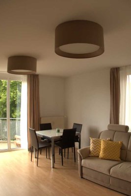 Helle, moderne Wohnung, 2 Zimmer, komplett möbliert, sofort bezugsfrei, in Radebeul-Ost zu vermieten