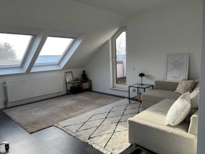 2-Zimmer-Wohnung mit EBK, Dachterrasse + Außenstellplatz -KL-Erlenbach