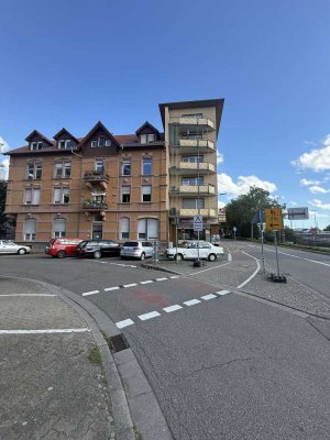 Bezugsfreie 2 ZKB mit Balkon an den Toren der Altstadt | Großteils modernisiert | Fernwärme Heizung