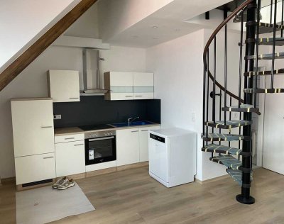 Geschmackvolle möblierte 2,5-Zimmer-Maisonette-Wohnung mit gehobener Innenausstattung in Hanau