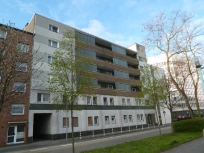 Gepflegte 3-Zimmer Wohnung mit Balkon + Aufzug im Marienviertel