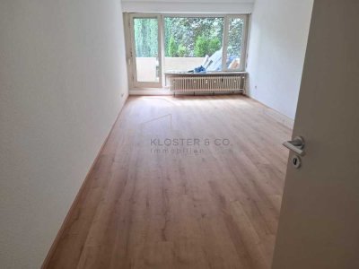 Leerstehende und teilweise renovierte 1-Zimmer-Wohnung mit Terrasse und Keller