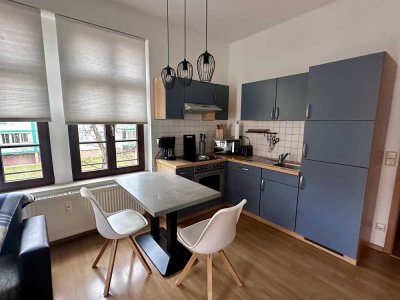 Möblierte 2-Zimmer-Wohnung mit Tageslichtbad und EBK+Balkon!