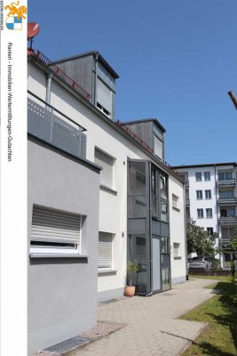 Exklusive Dachgeschosswohnung mit Loft-Charakter 2. OG. mit Carport und Einbauküche in top Lage