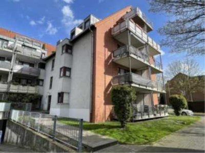 Frisch renovierte (ab 01.07.) 3-Raum-Maisonette-Wohnung mit Balkon in Grevenbroich