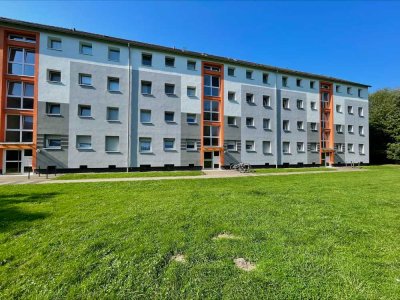 Geräumige 2,5-Zi.-Wohnung mit Balkon!