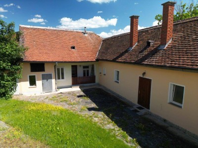 Sanierungsbedürftiges Haus mit viel Potenzial