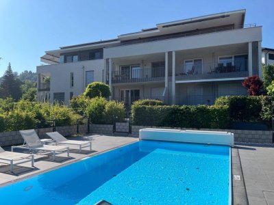 Exklusive Gartenresidenz am Wörthersee | Direkter Poolzugang &amp; private Badekabine am See