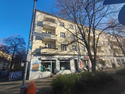 Top-Lage Pankow-Ortskern - Vollständig sanierte u. helle AB-Wohnung mit gutem Grundriss u. Balkon