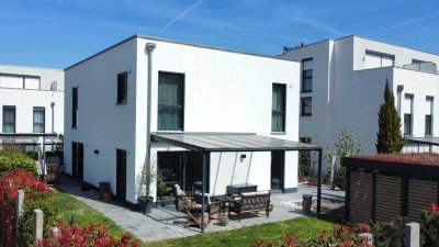 Einfamilienhaus mit klaren Linien und viel Raum - ruhige Wohnlage am Ortsrand