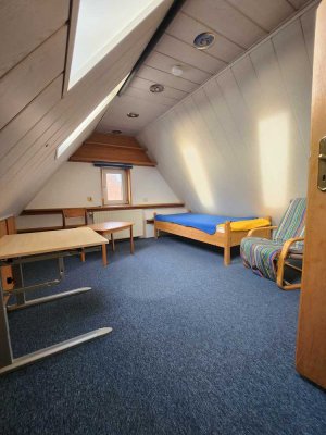 gepflegte 1,5-Raum-Dachgeschosswohnung in Kamen