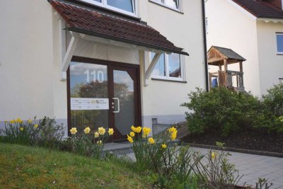 Renovierte 2-Zimmer Wohnung mit Einbauküche, Balkon und Tiefgaragenstellplatz